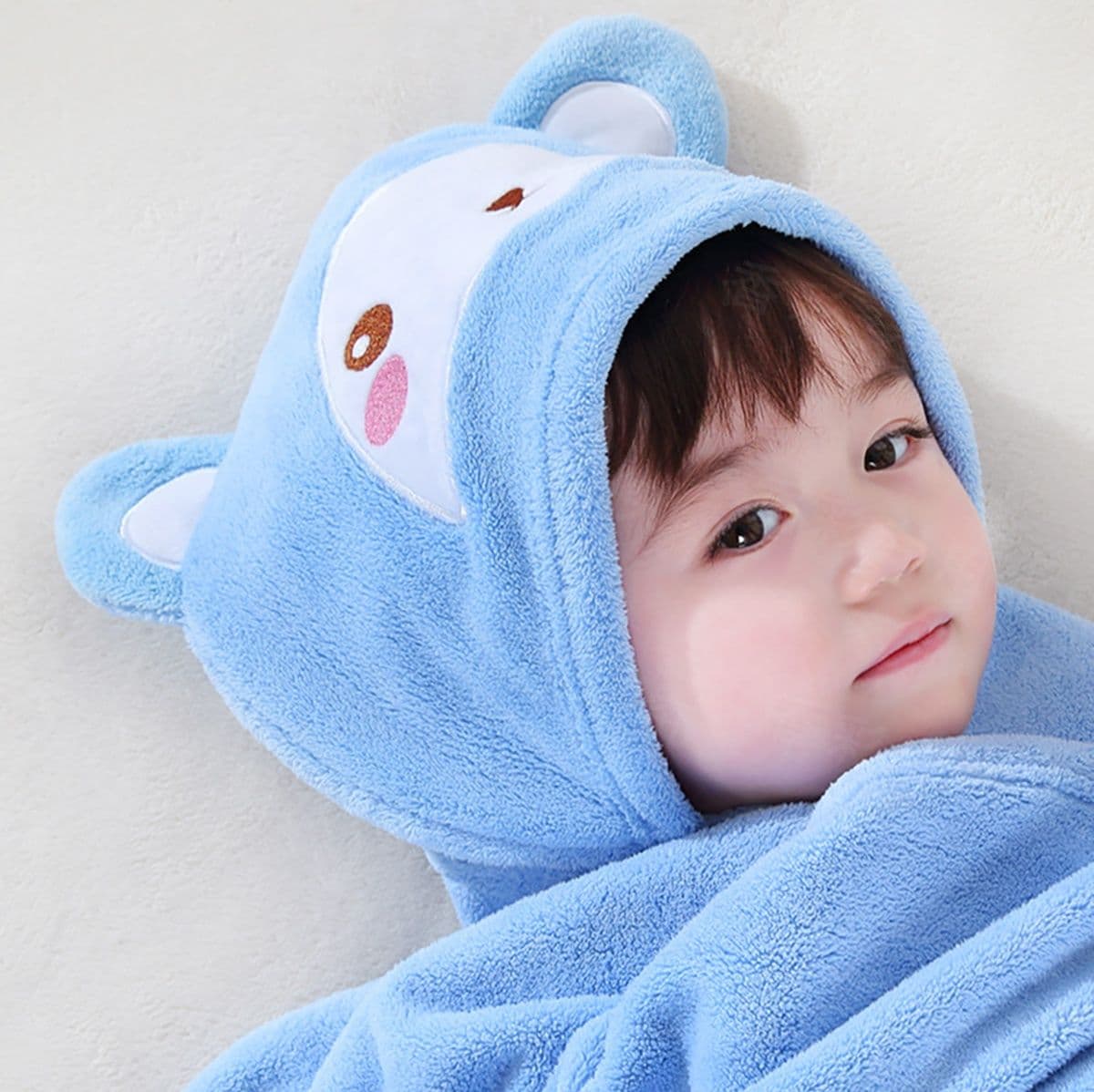 【フード付きベビーバスタオル】 新生児〜幼児用 80×80cm コーラルフリース 吸水速乾 ブランケット兼用 (ホワイトベア/ピンクキャット/グレーエレファント/ブルーパンダ)